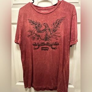 Levi's Men's Washed Red Eagle Graphic Tee